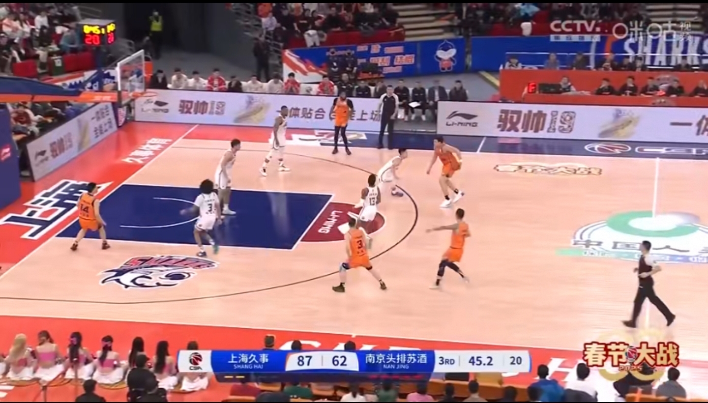 上海男篮击败江西队，开启连胜模式