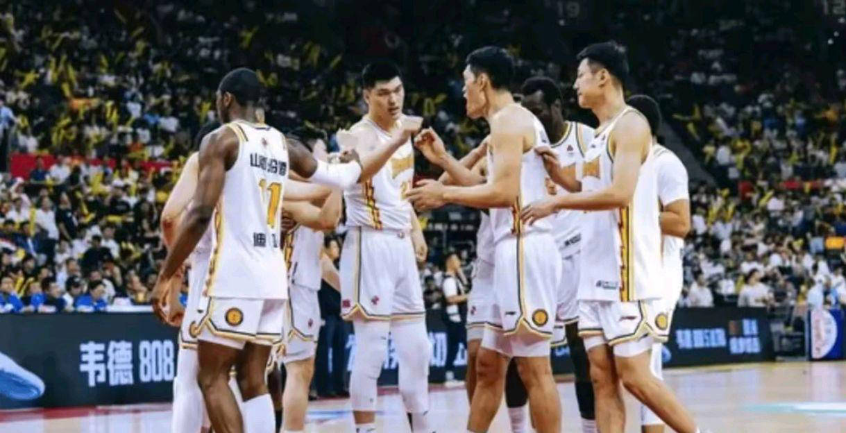 乐动体育下载-热门篮球联赛决赛即将开战，鏖战一触即发的简单介绍